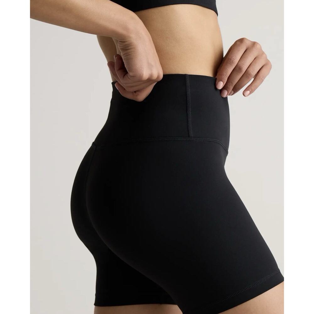 NWT Quince Women Power-Up High-Rise Training Shorts Small Black Gym Athleisure - Picture 3 of 8